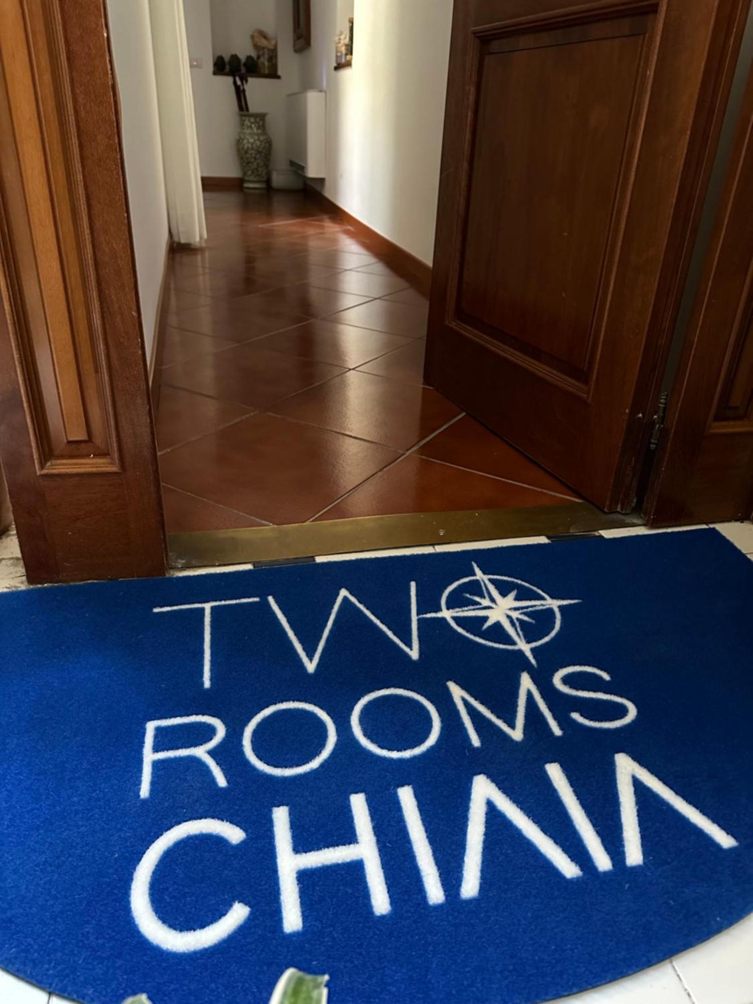 נאפולי Two Rooms Chiaia 37 מראה חיצוני תמונה
